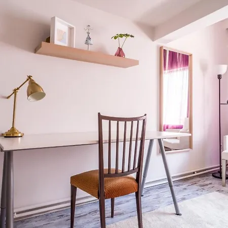 Apartment Gorgeous Flat With Balcony In Besiktas